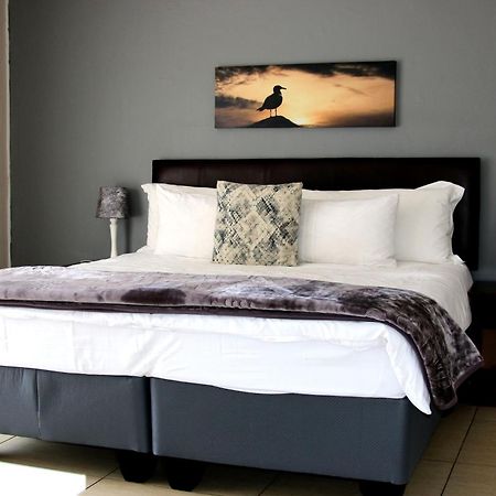 African Kingdom Guest House Boksburg Exterior photo